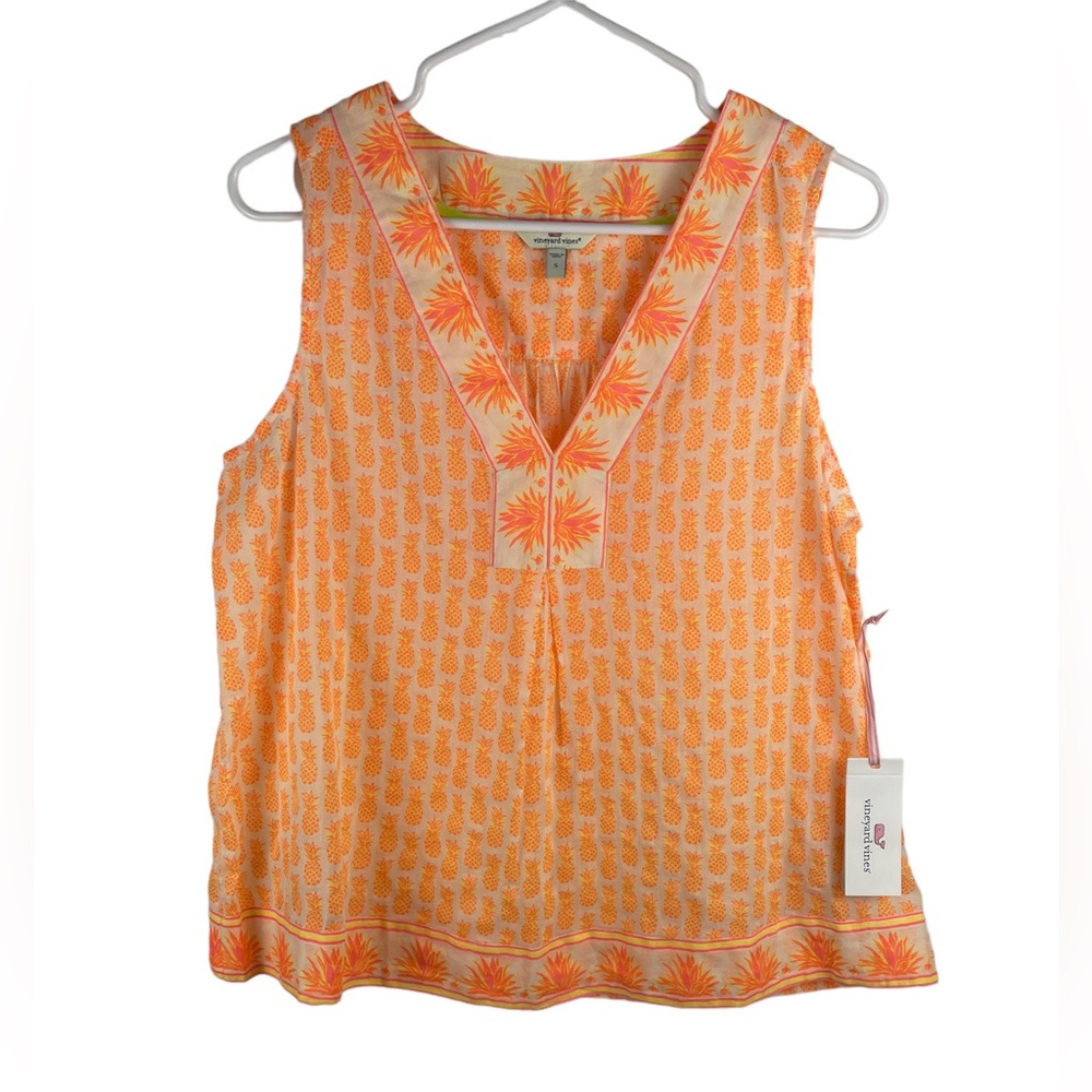 Vineyard Vines Pineapple Border Top, NWT S